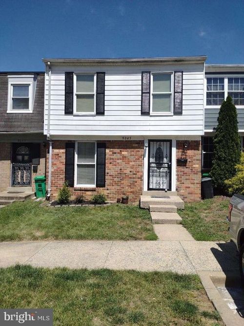 9045 Continental, HYATTSVILLE, MD, 20785 | Card Image