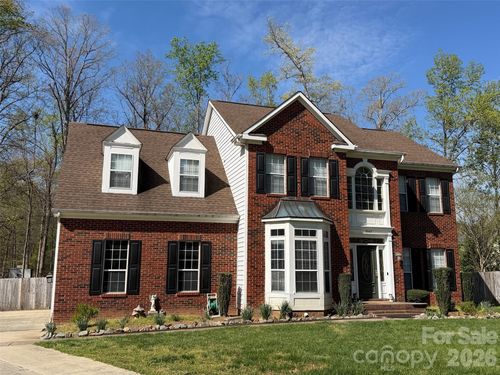 3047 Pinewood Hill Dr, Matthews, NC, 28105-0889 | Card Image