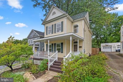 3710 37 Th Street, House other with 3 bedrooms, 2 bathrooms and null parking in MOUNT RAINIER MD | Image 1