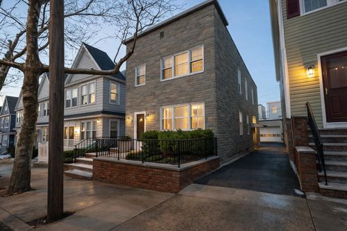 312 Van Nostrand Ave, Jersey City, NJ, 07305-2119 | Card Image