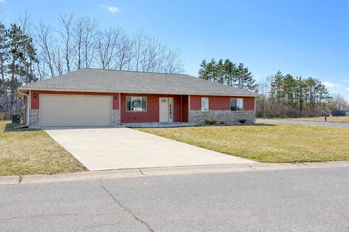 301 13th St Ne, Milaca, MN, 56353-4647 | Card Image