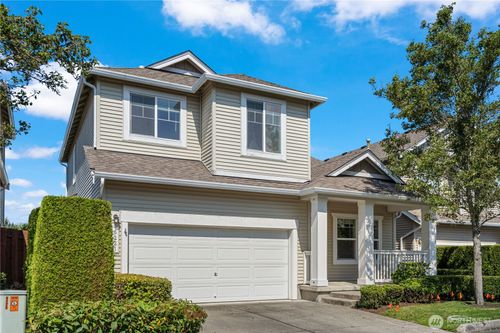 6221 Elizabeth Ave Se, Auburn, WA, 98092-3891 | Card Image