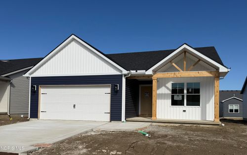 5029 Easton Dr, Oregon, OH, 43616-3024 | Card Image