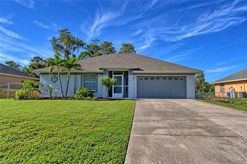 424 La Perouse St, LEHIGH ACRES, FL, 33974-4631 | Card Image