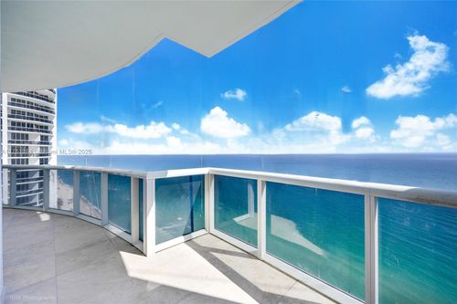 apt-4909-18101 Collins Ave, Sunny Isles Beach, FL, 33160-3467 | Card Image