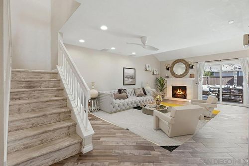 2993 Lexington Cir, Carlsbad, CA, 92010-6565 | Card Image