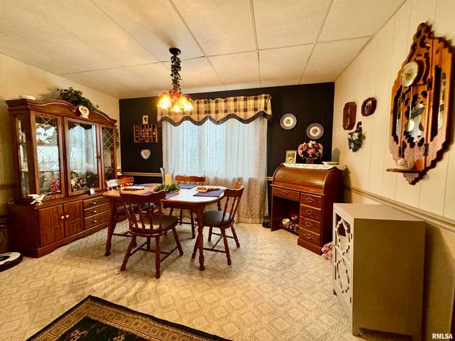 412 Ne 3 Rd Ave, House other with 3 bedrooms, 2 bathrooms and null parking in Aledo IL | Image 9