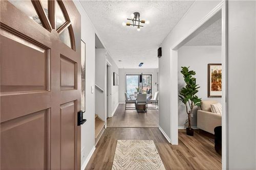 752 Maple Dr, Riverdale, GA, 30274-4118 | Card Image