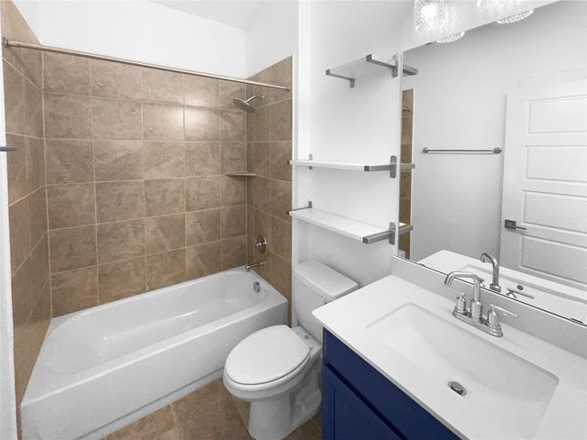 2120 Prairie Oaks Dr, House other with 3 bedrooms, 3 bathrooms and 3 parking in Georgetown TX | Image 7