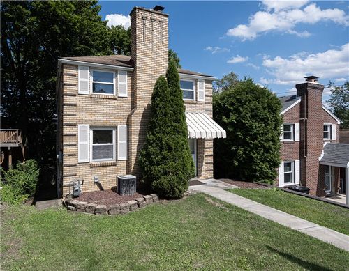 36 Hempstead Ave, West View, PA, 15229-1741 | Card Image