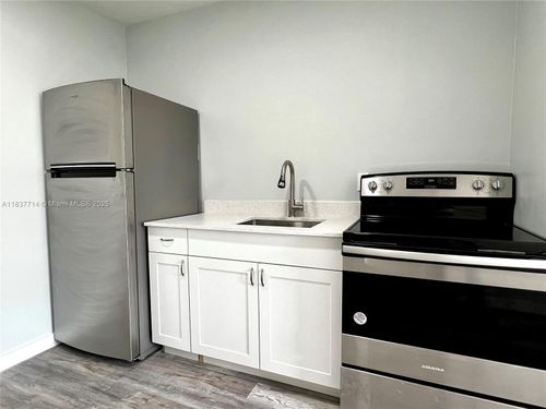apt-4-808 Nw 7th Ter, Hallandale Beach, FL, 33009-2249 | Card Image