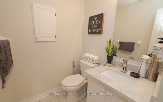 695 Poplar Rd, House other with 2 bedrooms, 4 bathrooms and 2 parking in Milton ON | Image 13