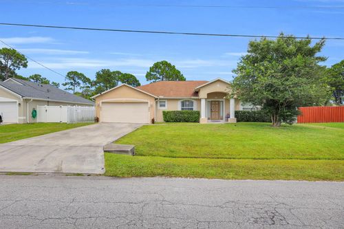 663 Nw North Macedo Blvd, Port St. Lucie, FL, 34983-1058 | Card Image