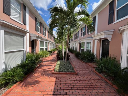 unit-b-301 S Bungalow Park Ave, Tampa, FL, 33609-3156 | Card Image