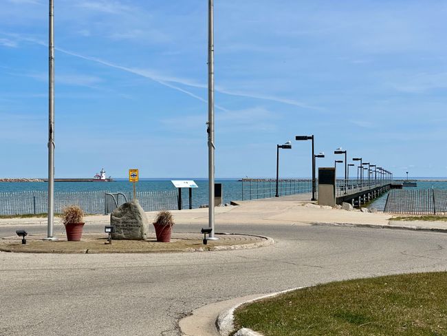 Harbor Beach's City Beach, pier, and lighthouse | Image 22