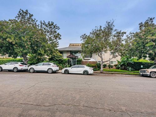 1645 Emerald St, San Diego, CA, 92109-3105 | Card Image