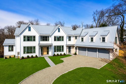 8 Loretta Ct, Westport, CT, 06880-6121 | Card Image