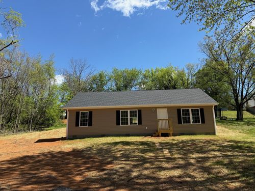 1800 Hardy Rd, Vinton, VA, 24179-2310 | Card Image