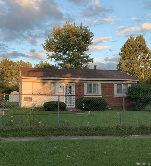 6162 Hilton Ln, Mount Morris, MI, 48458-2632 | Card Image