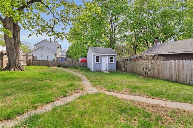 73 Foster St, Home with 6 bedrooms, 4 bathrooms and 6 parking in Manchester CT | Image 32