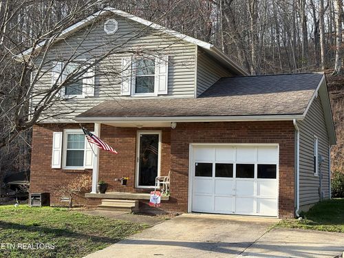 23 Castleford Way, Middlesboro, KY, 40965-9432 | Card Image