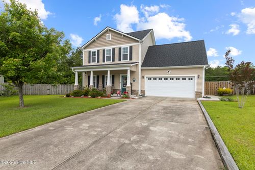 231 Admiral Ct, Sneads Ferry, NC, 28460-6882 | Card Image