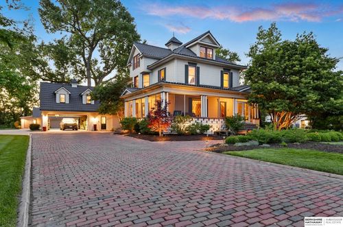 512 N Spruce St, Valley, NE, 68064-8700 | Card Image