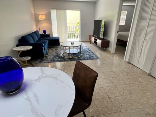 apt-202-1605 Meridian Ave, Miami Beach, FL, 33139-2827 | Card Image