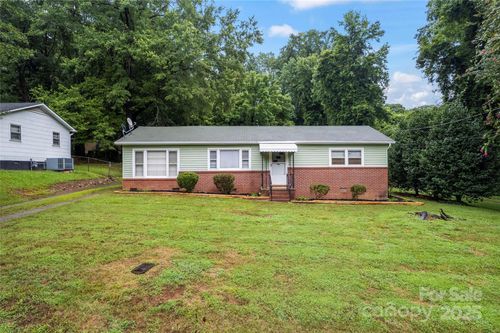 615 North St, Belmont, NC, 28012-4037 | Card Image