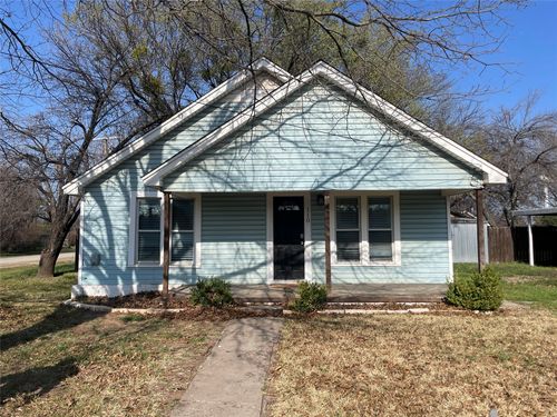 110 S Hubbard St, Alvord, TX, 76225-6021 | Card Image