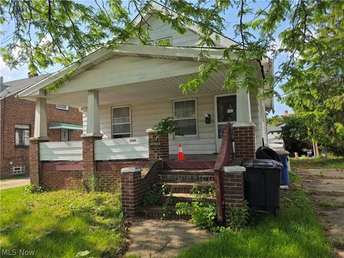 19509 Kewanee Ave, Cleveland, OH, 44119-2841 | Card Image