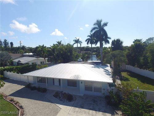 22 Constitution Dr, NAPLES, FL, 34112-7310 | Card Image