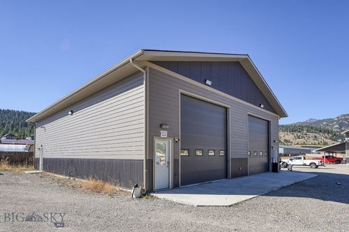 301 Cold Iron Road, Gallatin Gateway, MT, 59730 | Card Image