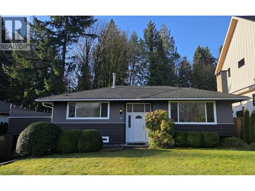 36 Mount Royal Dr, Port Moody, BC, V3H1P6 | Card Image