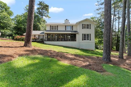 576 Angie Way Sw, Lilburn, GA, 30047-5200 | Card Image