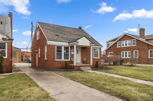 13215 Prest St, Detroit, MI, 48227-2132 | Card Image