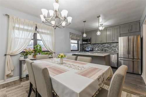 30-155-30 86th St, Howard Beach, NY, 11414-2404 | Card Image