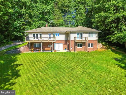 46 Rock Ridge Ln, CHESTER GAP, VA, 22623-2113 | Card Image