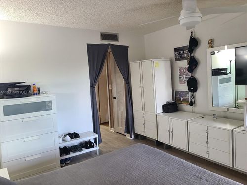 apt-418-2306 S Cypress Bend Dr, Pompano Beach, FL, 33069-4465 | Card Image