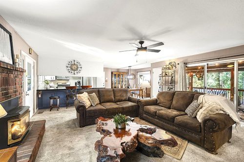 1786 Bonanza Way, Arnold, CA, 95223-9683 | Card Image