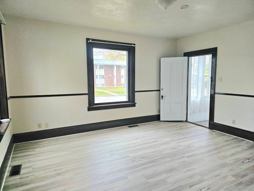 1-532 Jefferson Street Se, Hutchinson, MN, 55350 | Card Image
