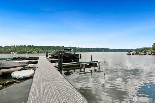 103-4050 W Lake Sammamish Pkwy Ne, Redmond, WA, 98052-5662 | Card Image