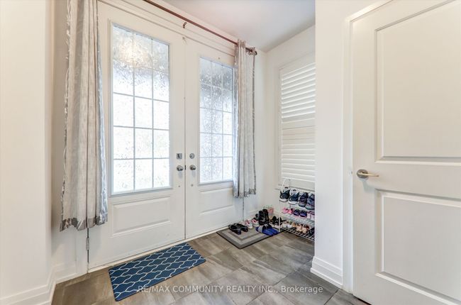 14 Audubon St, House other with 5 bedrooms, 5 bathrooms and 4 parking in Whitby ON | Image 4
