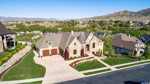 10493 N Iverson Ln, Highland, UT, 84003-4712 | Card Image