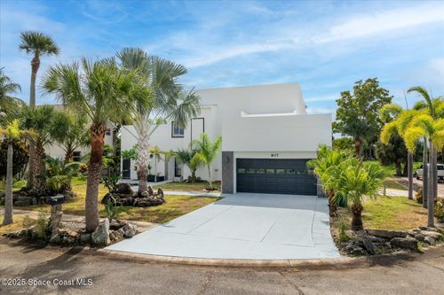 807 W Central Blvd, Cape Canaveral, FL, 32920-4317 | Card Image