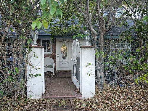 25219 Vermont Dr, Newhall, CA, 91321-2433 | Card Image