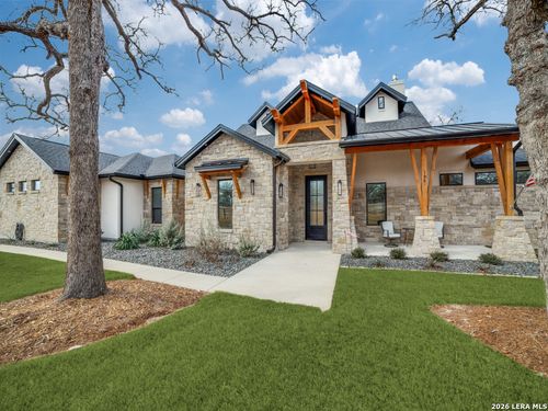 196 Bobby Lynn Dr, Adkins, TX, 78101-2775 | Card Image