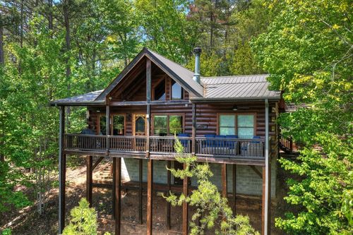 146 Rosiey Ln, Blue Ridge, GA, 30513-6833 | Card Image