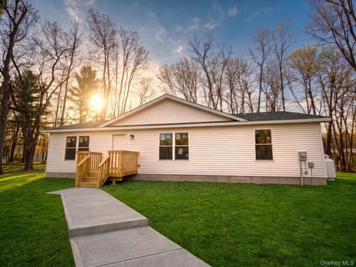 165 Park Ave, Monticello, NY, 12701-2522 | Card Image