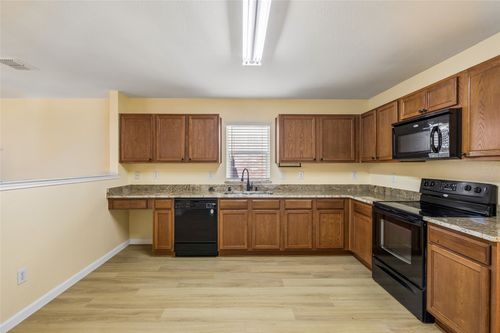 4524 Willow Rock Ln, Fort Worth, TX, 76244-4332 | Card Image